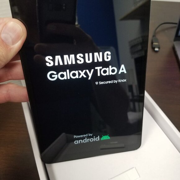 Samsung Galaxy TAB A (2020) 32GB,8.4"; WiFi. Unlocked. Like New! - Picture 9 of 10